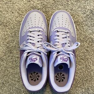 Nike Air Force 1 Women's Size 9 Lavender and White Sneakers